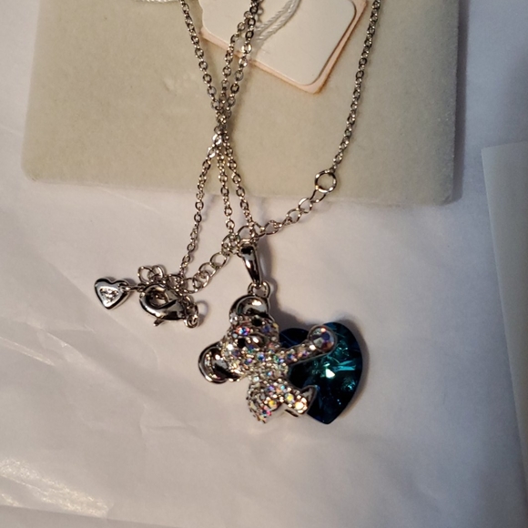 Mega Creative Ladies Necklace - Picture 10 of 14